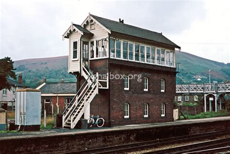 walnut tree junction signal box|walnut tree junction taff vale.